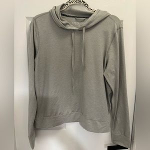 NWOT very soft gray hooded stretchy sweatshirt